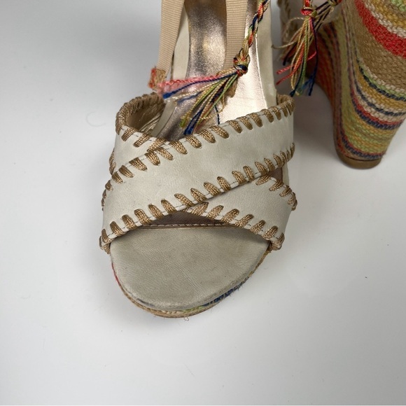 BKE Sole, colorful boho summer fabric wedge estimated sz. 8 - Picture 5 of 13